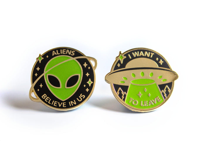 Aliens Believe In Us Enamel Pin